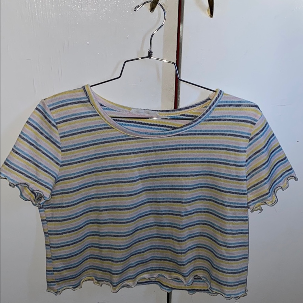 Caution To The Wind Women’s Top (Size Small)